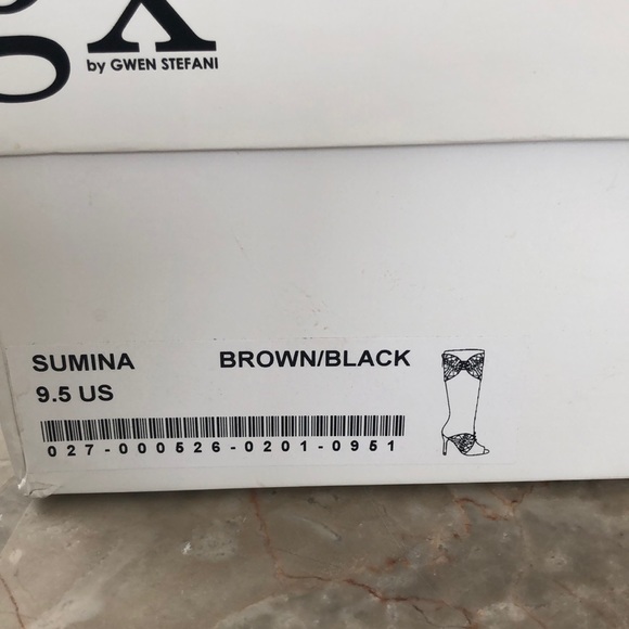 GX any GWEN Stefani “Sumina” - Picture 3 of 3